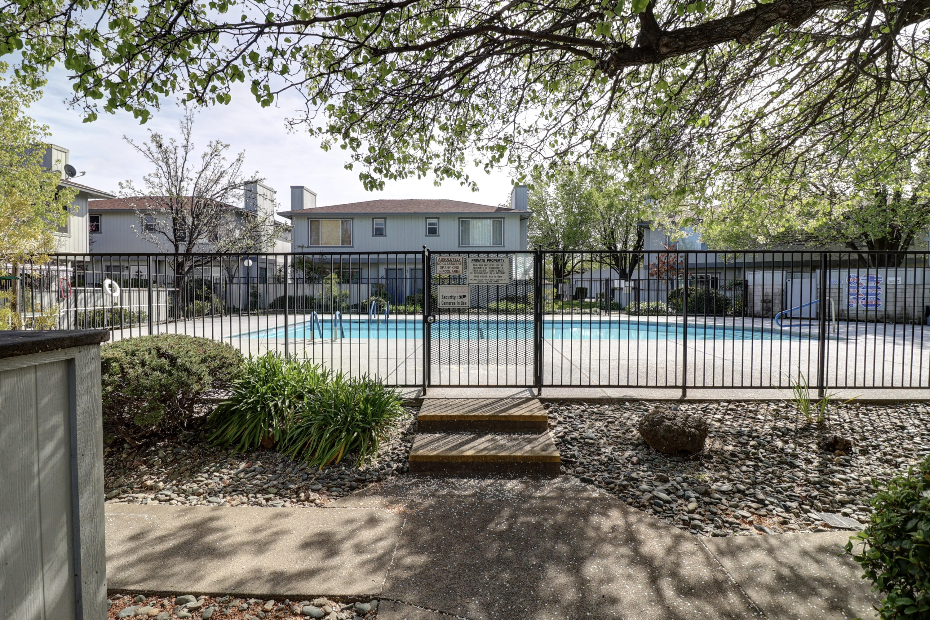200 Ridgetop Drive, Unit 31 Redding, CA 96003 - Photo 28 of 34 a view of a wrought iron fences