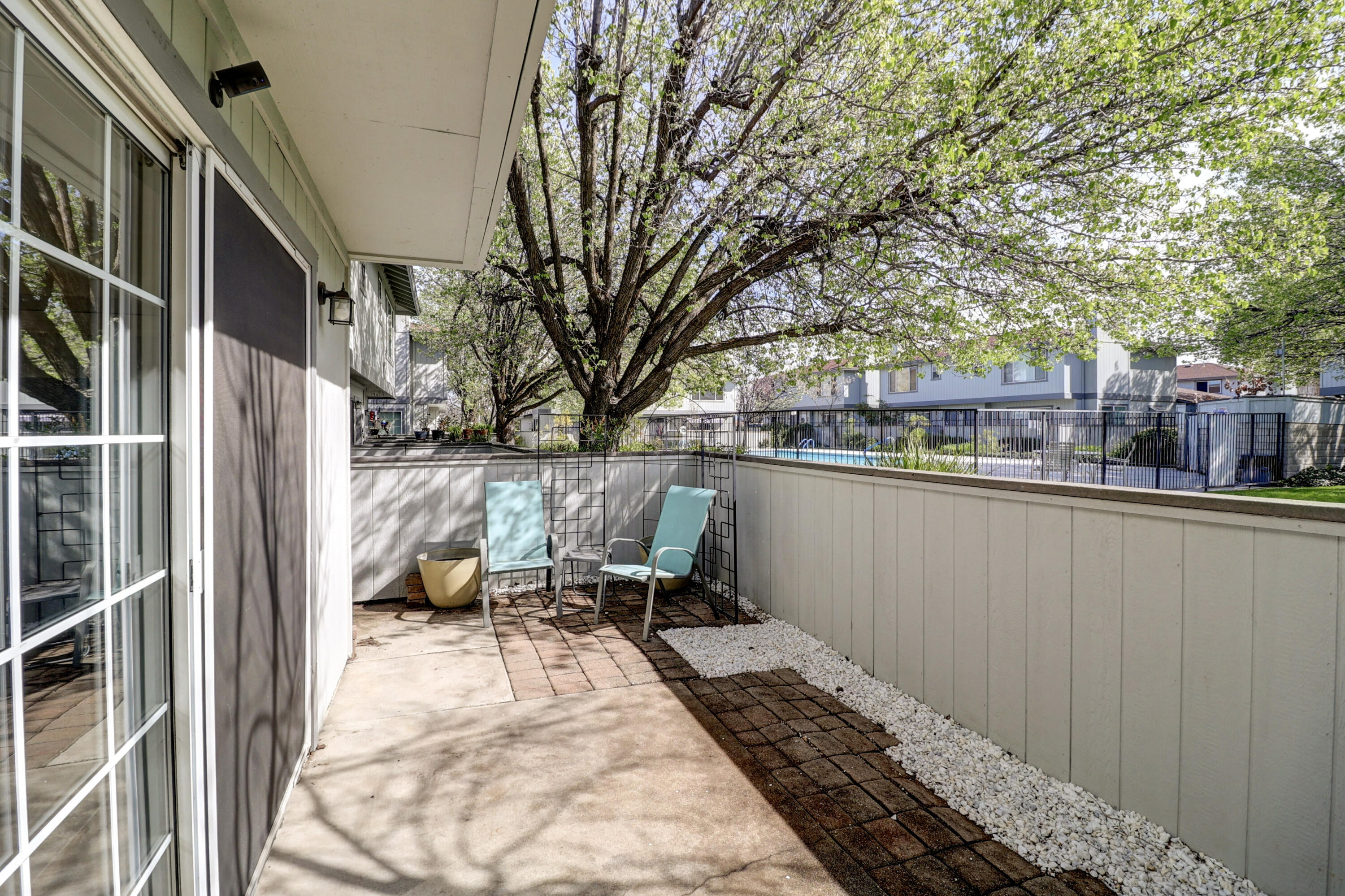 200 Ridgetop Drive, Unit 31 Redding, CA 96003 - Photo 32 of 34 Patio