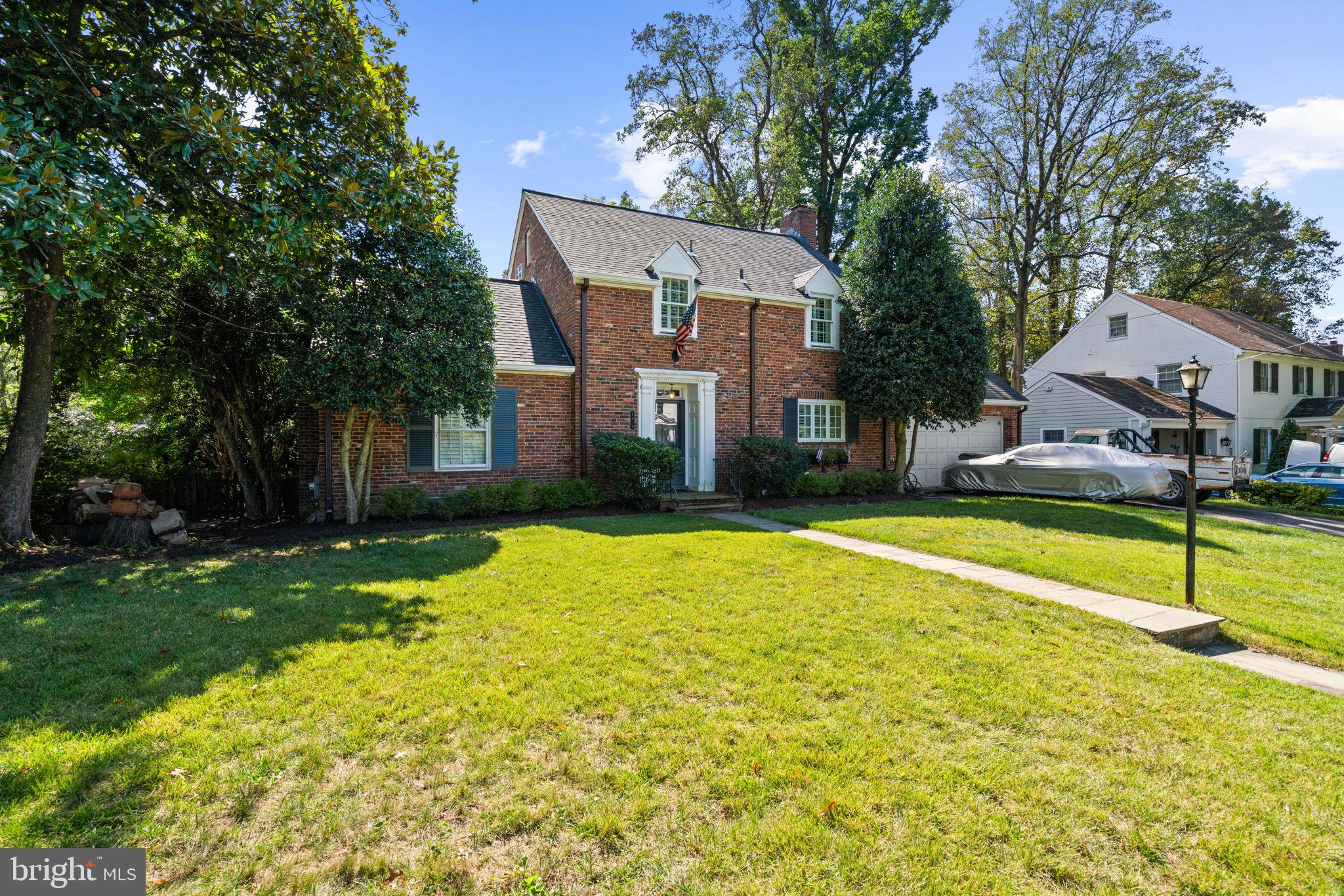 8019 Glendale Road Chevy Chase, MD 20815 - Photo 2 of 12