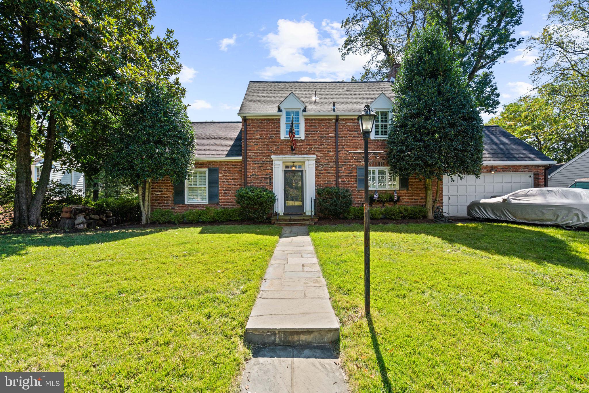 8019 Glendale Road Chevy Chase, MD 20815 - Photo 3 of 12