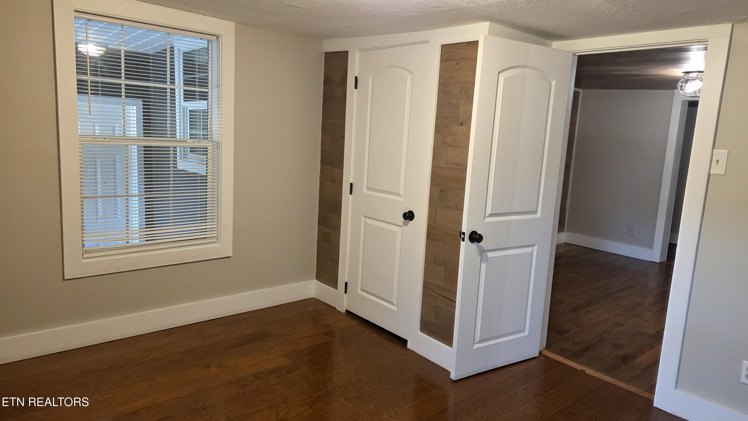 671 Hen Valley Road Oliver Springs, TN 37840 - Photo 11 of 40 1000006269