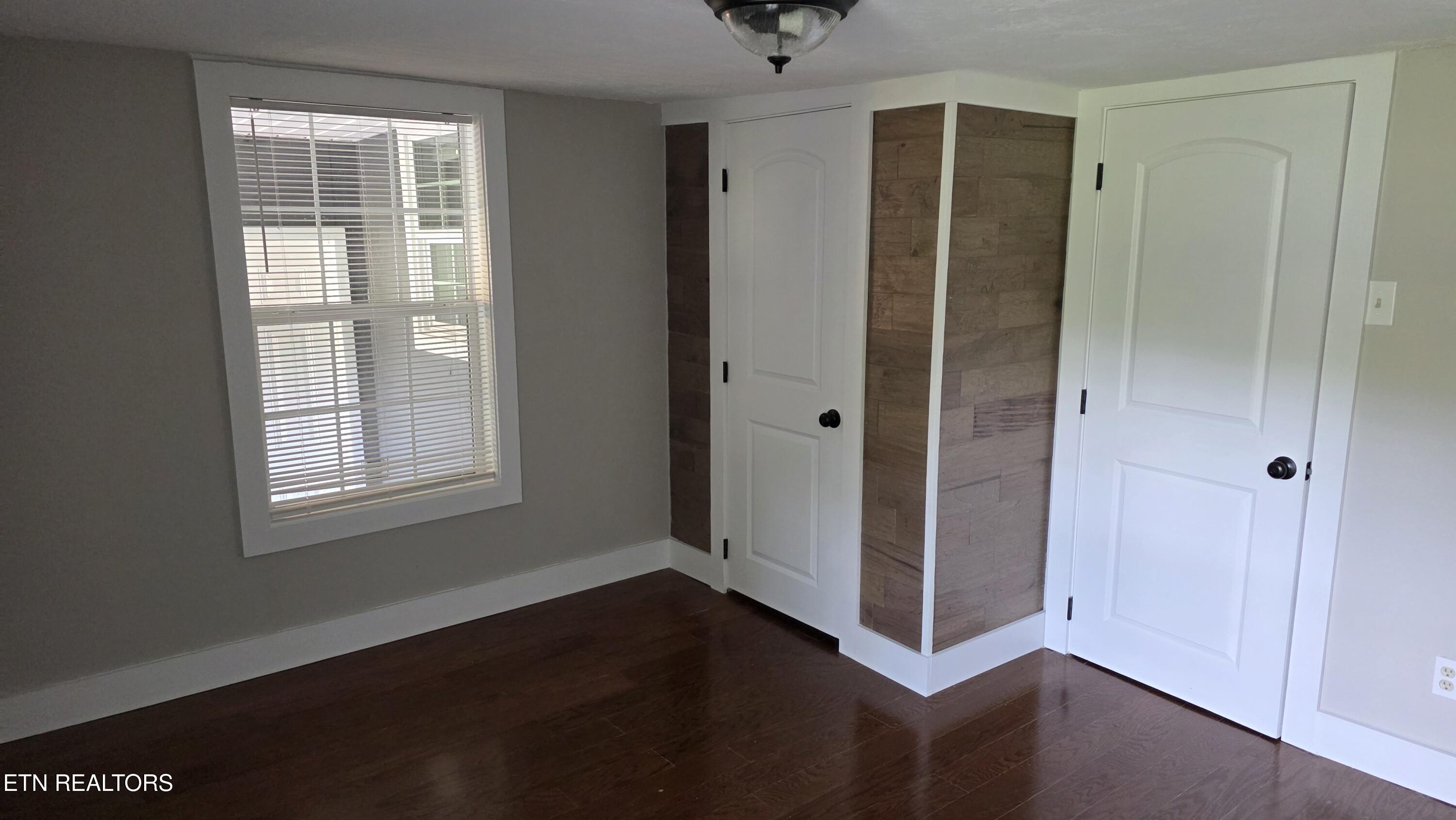 671 Hen Valley Road Oliver Springs, TN 37840 - Photo 12 of 40 1000006296