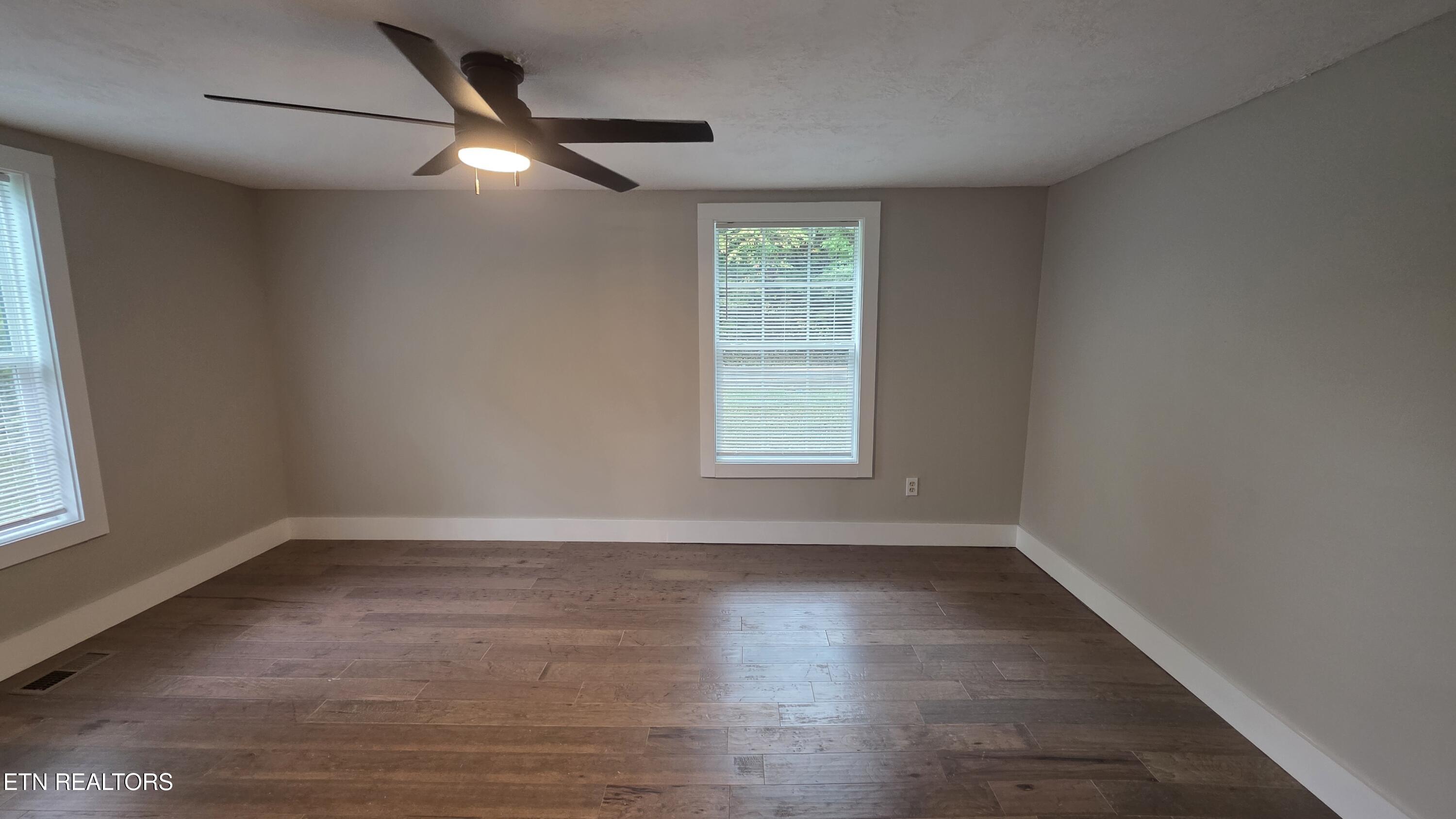 671 Hen Valley Road Oliver Springs, TN 37840 - Photo 26 of 40 1000006276