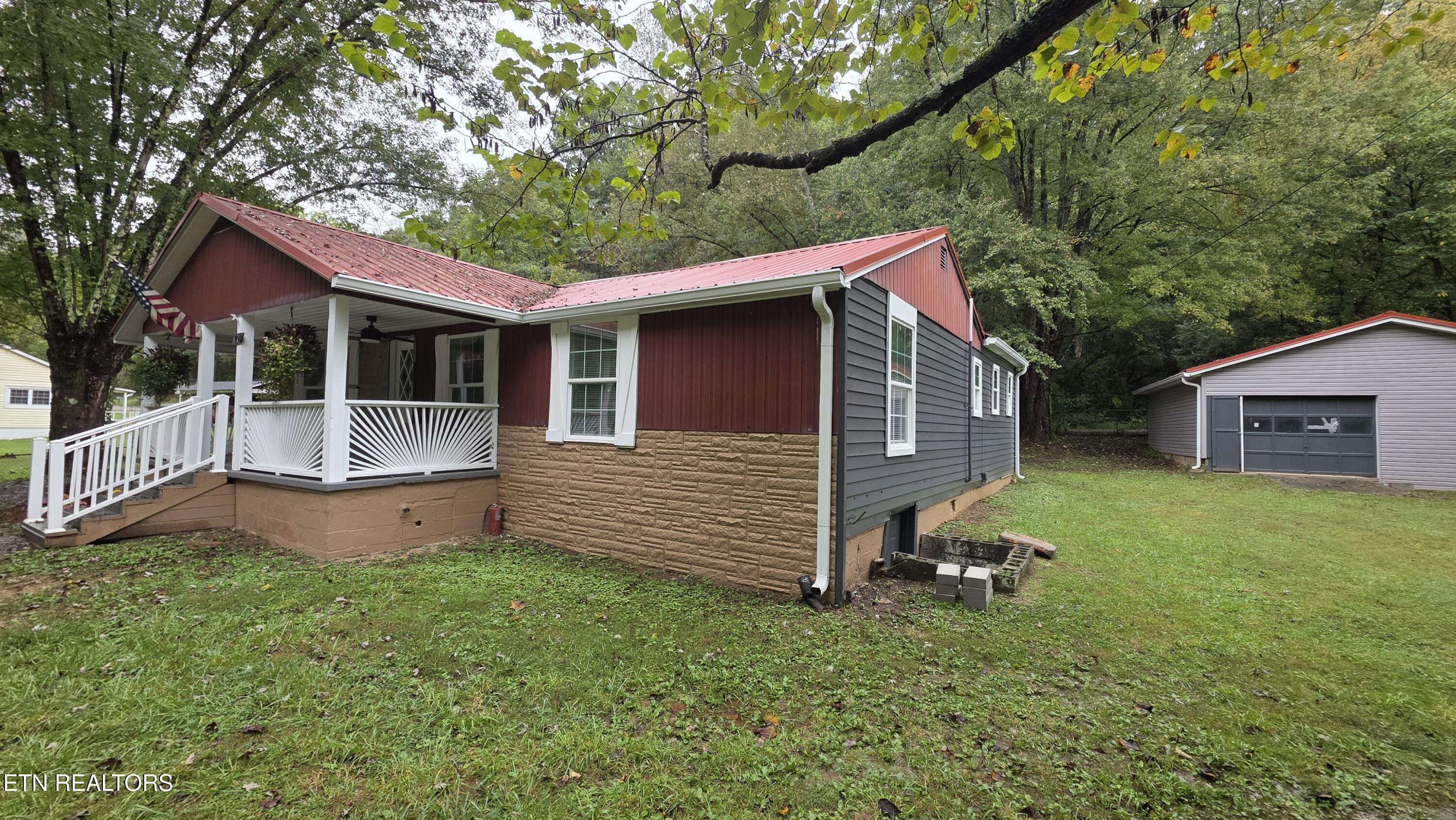 671 Hen Valley Road Oliver Springs, TN 37840 - Photo 40 of 40 1000006260