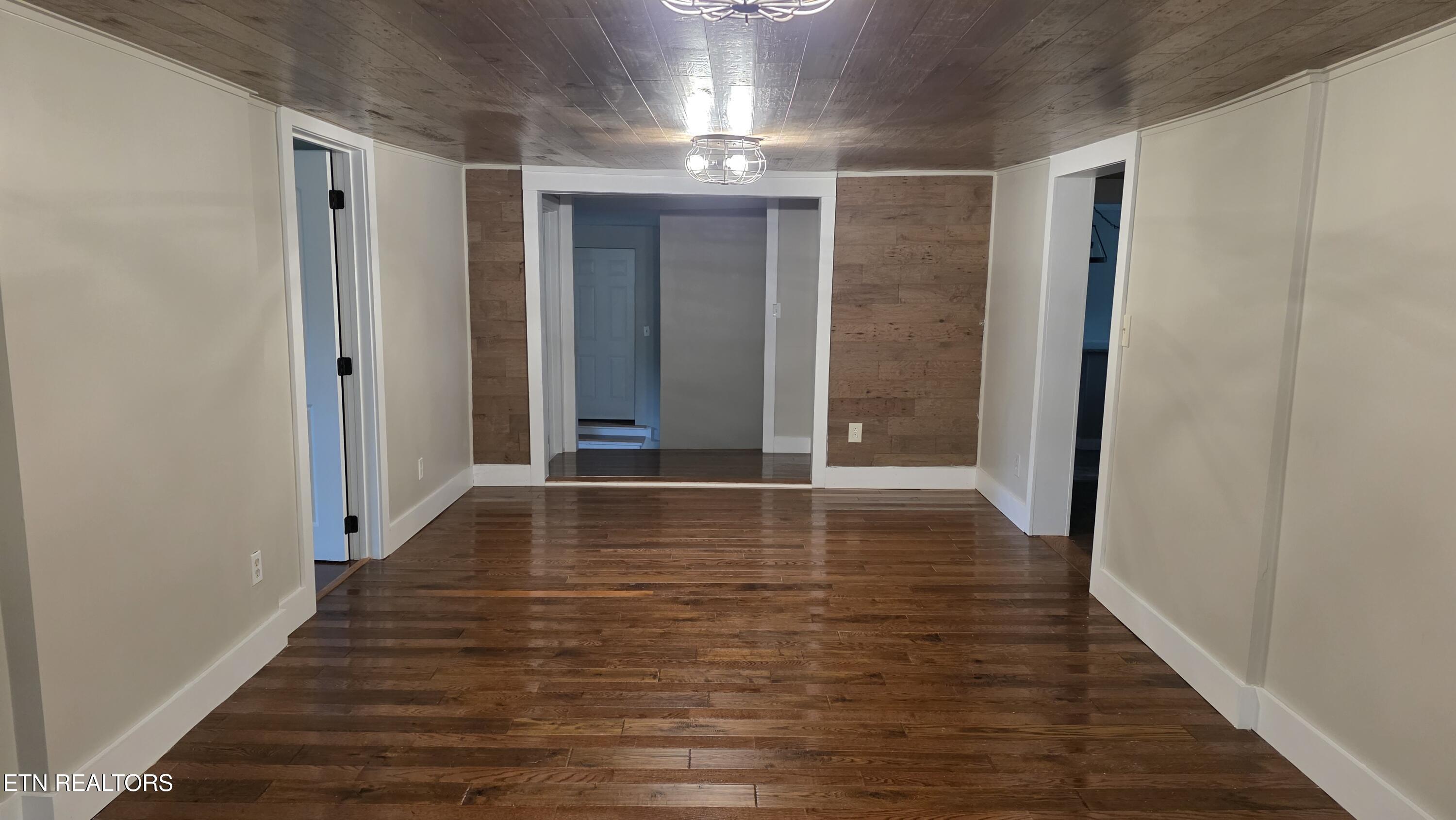 671 Hen Valley Road Oliver Springs, TN 37840 - Photo 6 of 40 1000006265