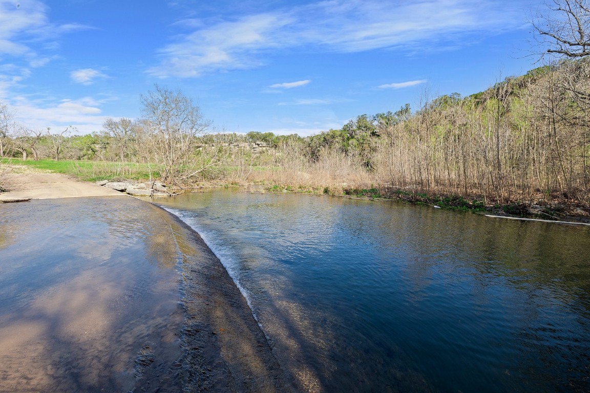 Tbd Overlook Pass Austin, TX 78738 - Photo 5 of 23 a view of an ocean with a mountain