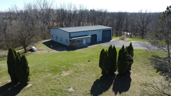 $1,300,000 | 17539 East 2600 North Road, Lexington, IL 61753