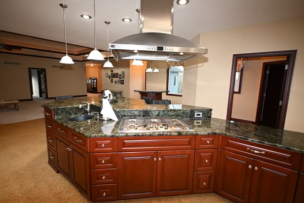 $1,300,000 | 17539 East 2600 North Road, Lexington, IL 61753