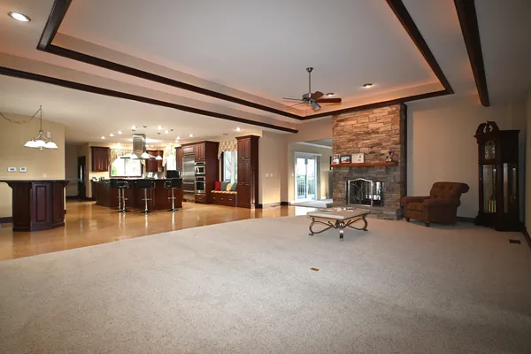 $1,300,000 | 17539 East 2600 North Road, Lexington, IL 61753
