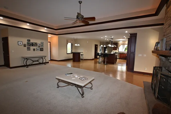 $1,300,000 | 17539 East 2600 North Road, Lexington, IL 61753