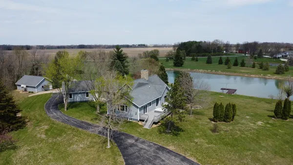 $1,300,000 | 17539 East 2600 North Road, Lexington, IL 61753