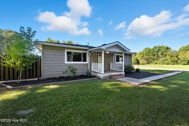 $425,000 | 608 Tulls Creek Road, Moyock, NC 27958