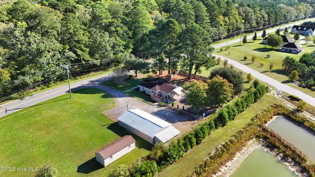 $425,000 | 608 Tulls Creek Road, Moyock, NC 27958