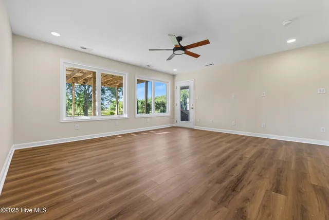 $425,000 | 608 Tulls Creek Road, Moyock, NC 27958