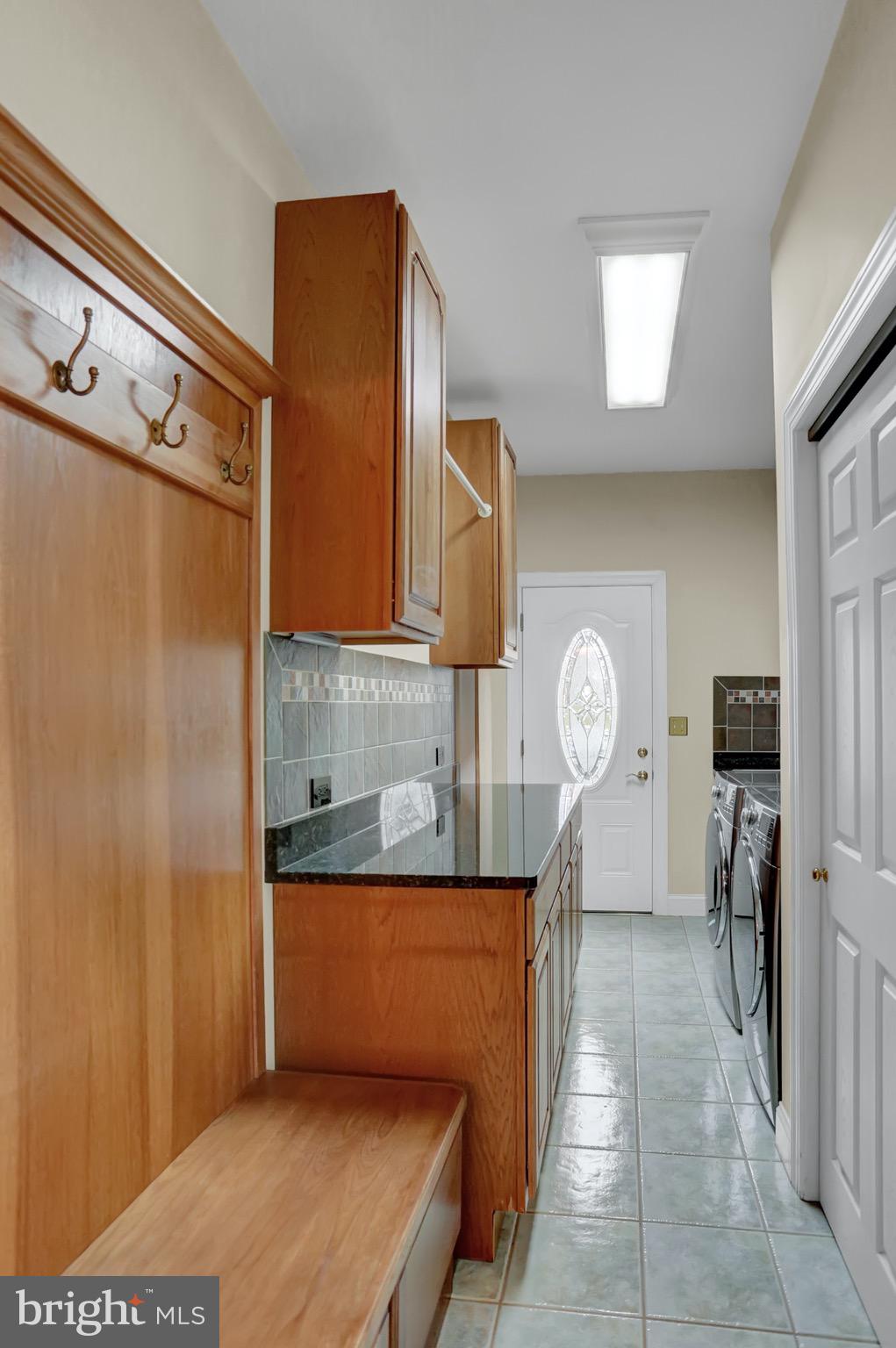 110 Ridge Drive Carlisle, PA 17015 - Photo 22 of 52 Folding counter in laundry room
