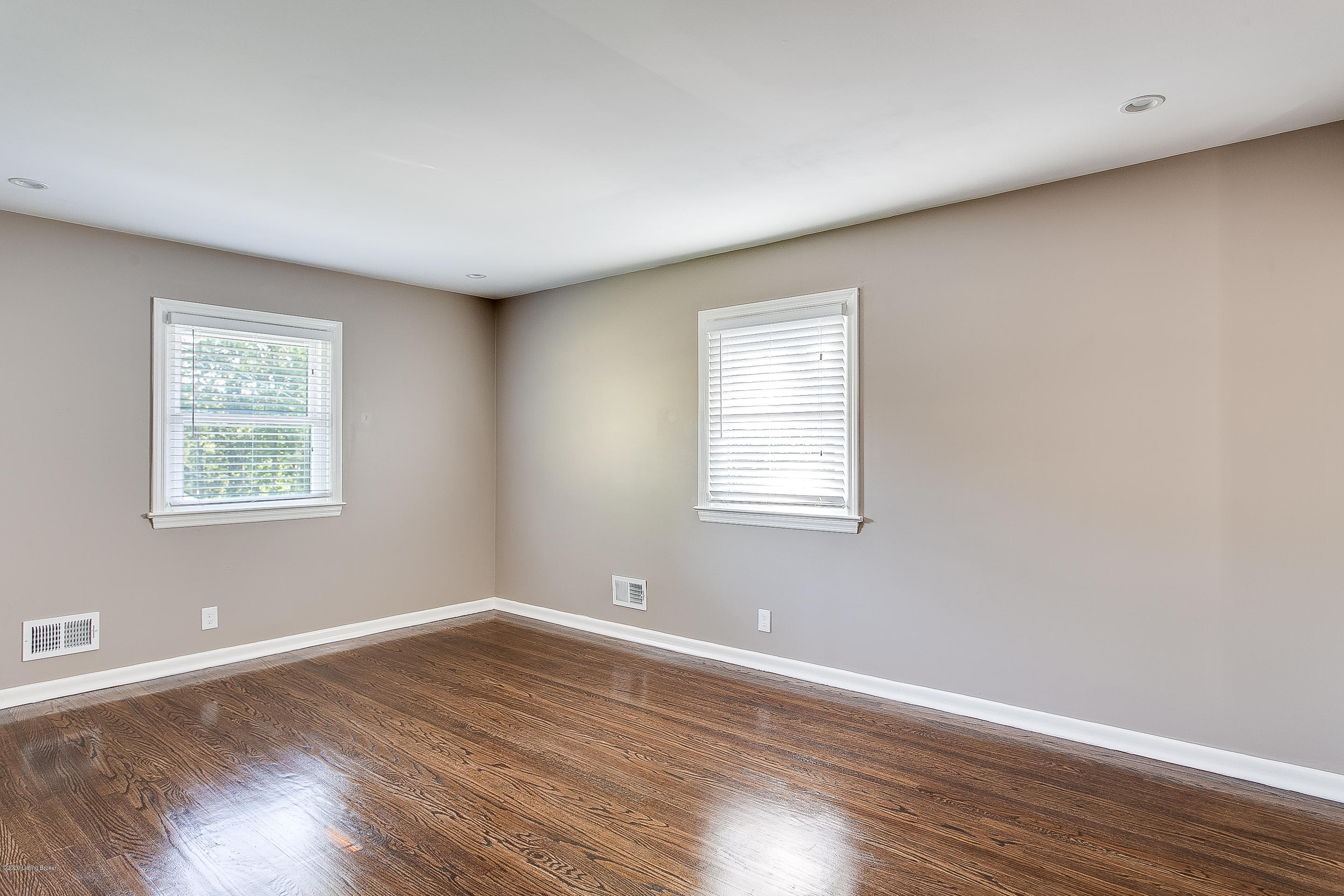 3402 Flinthaven Road Louisville, KY 40241 - Photo 19 of 56 3402 Flinthaven Rd interiors-18