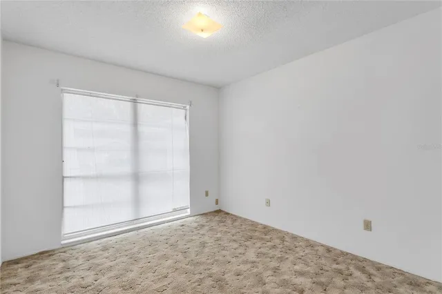 $350,000 | 820 Ambassador Loop, Tampa, FL 33613