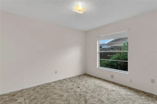 $350,000 | 820 Ambassador Loop, Tampa, FL 33613