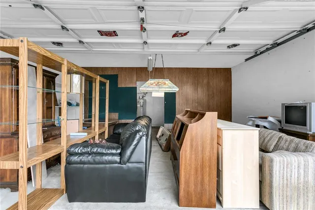 $350,000 | 820 Ambassador Loop, Tampa, FL 33613