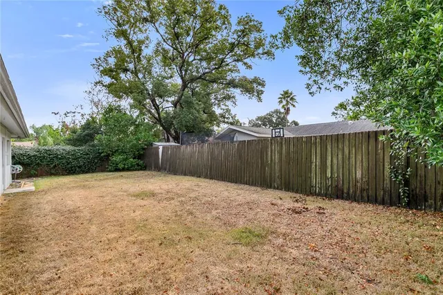 $350,000 | 820 Ambassador Loop, Tampa, FL 33613