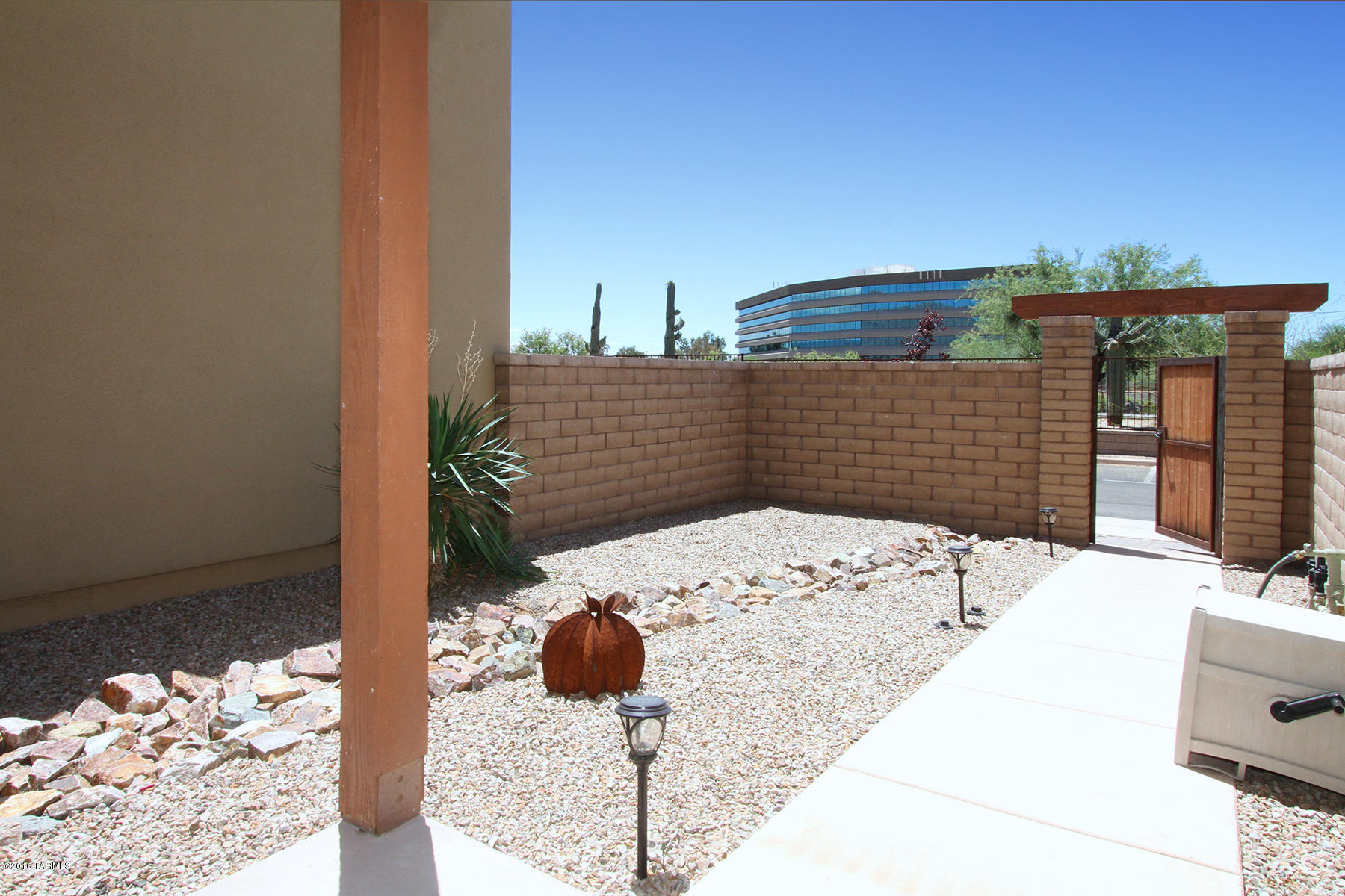 201 East Calderwood Road Tucson, AZ 85704 - Photo 5 of 42