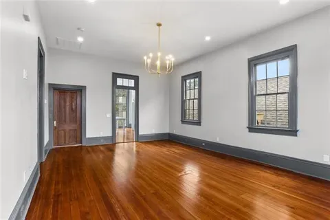 $1,275,000 | 2101 Esplanade Avenue, New Orleans, LA 70119
