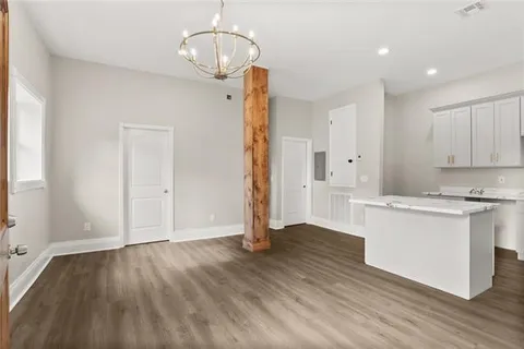 $1,275,000 | 2101 Esplanade Avenue, New Orleans, LA 70119