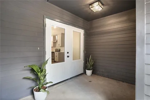 $1,275,000 | 2101 Esplanade Avenue, New Orleans, LA 70119