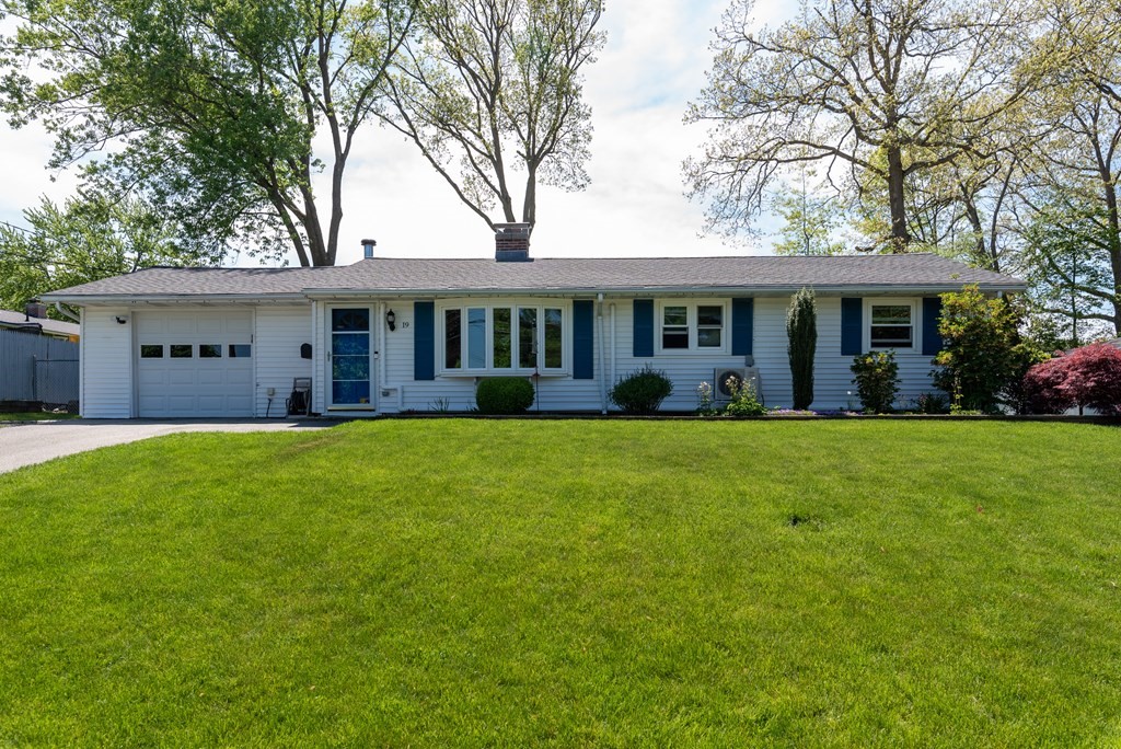 19 Copeland Road Framingham, MA 01701 - Photo 1 of 23 Gallery Image 1