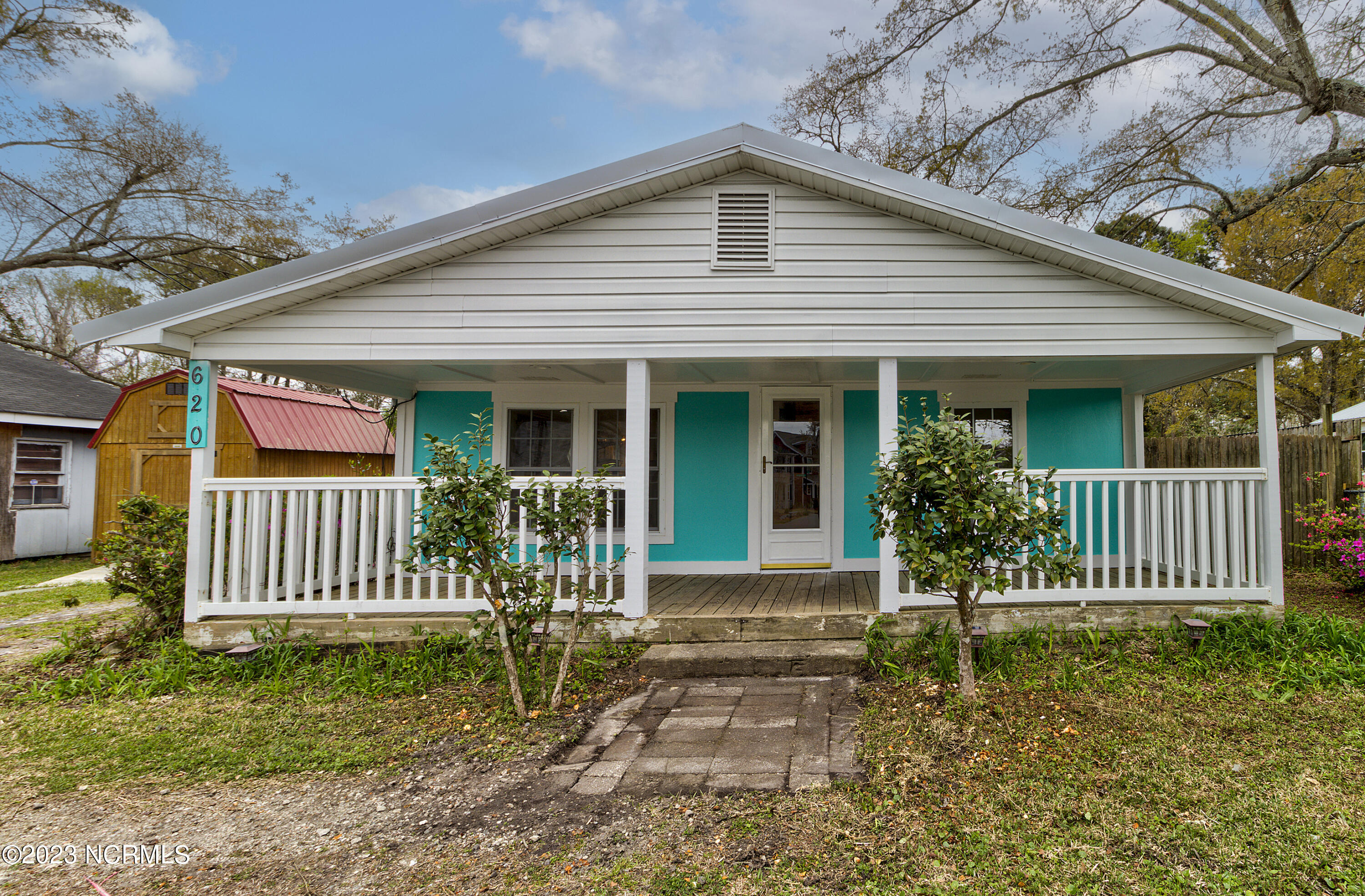 620 Middle Sound Loop Road Wilmington, NC 28411 - Photo 2 of 24 IMG_6131_2_3
