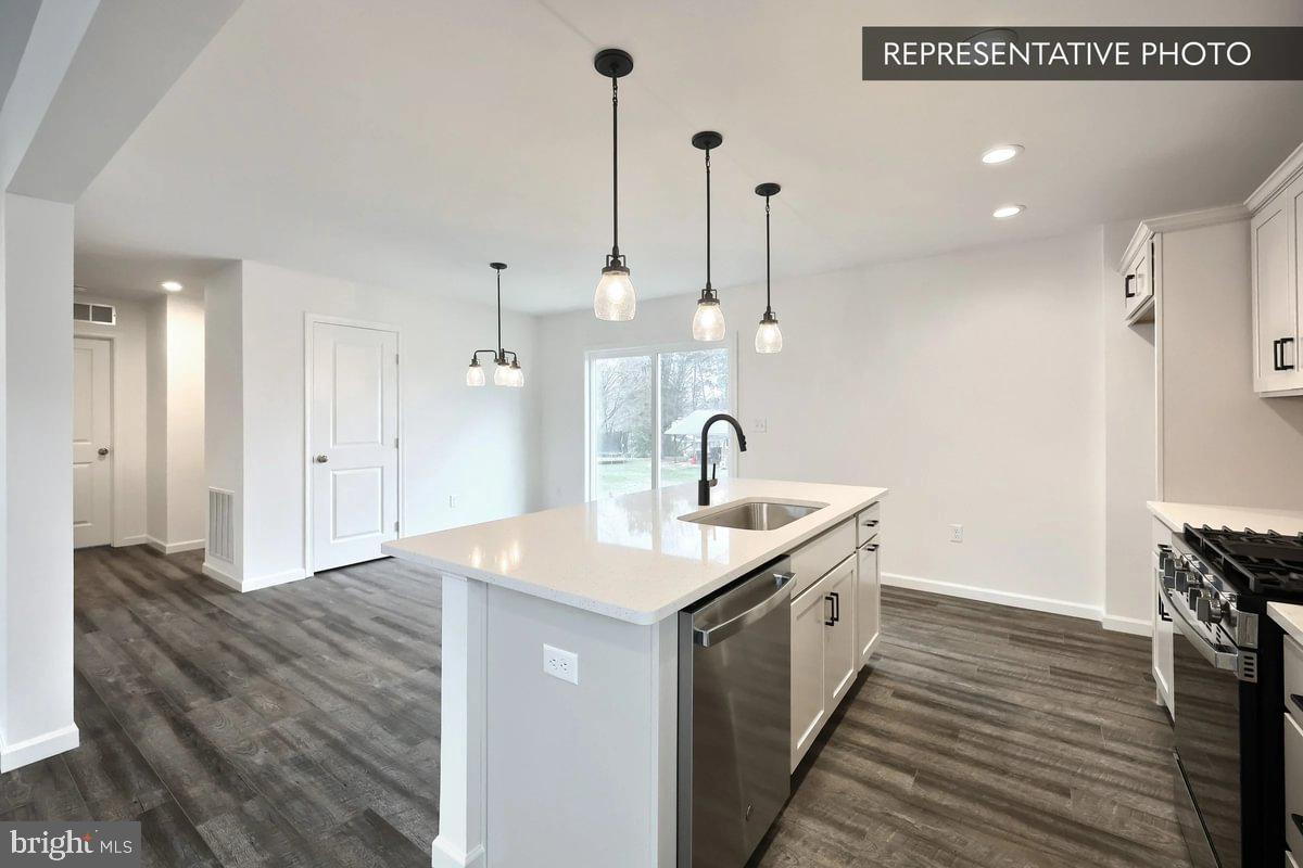 Pin Oak 5br Plan At Hills Spring Grove, PA 17362 - Photo 11 of 38