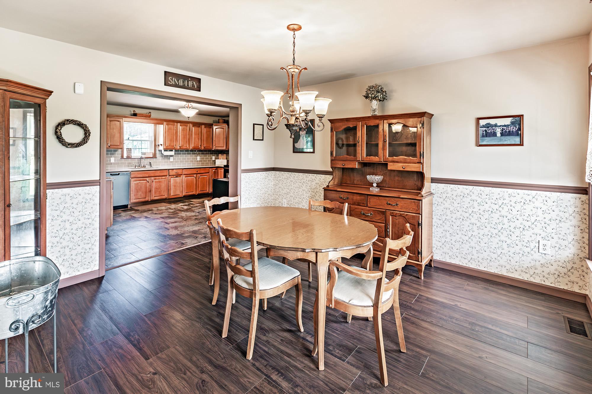 187 Amwellbury Road Salem, NJ 08079 - Photo 9 of 53 dining room