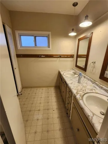 $235,000 | 25 Kent Avenue, Hamburg, NY 14219