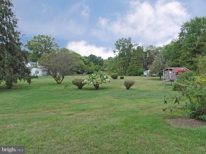 1308 Hoffman Road Ambler, PA 19002 - Photo 5 of 23 Gallery Image 5