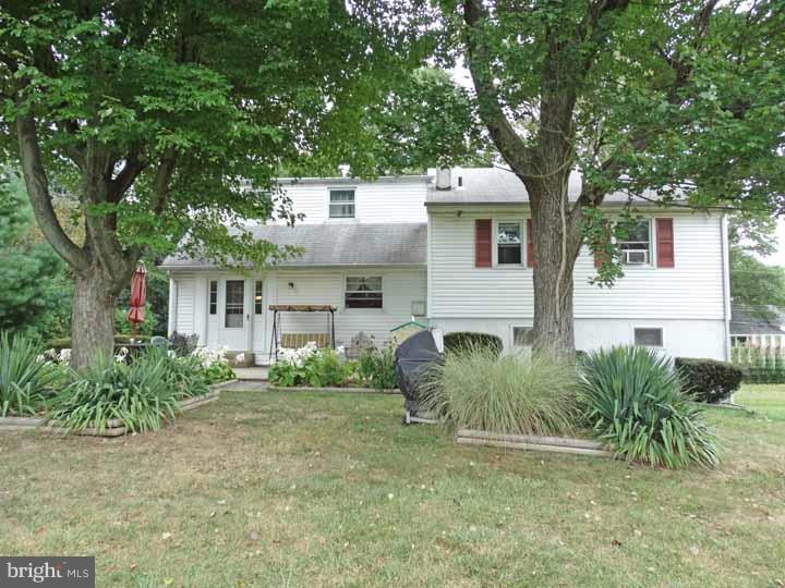 1308 Hoffman Road Ambler, PA 19002 - Photo 8 of 23 Gallery Image 8