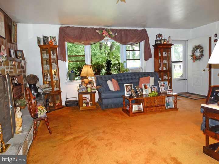 1308 Hoffman Road Ambler, PA 19002 - Photo 10 of 23 Gallery Image 10