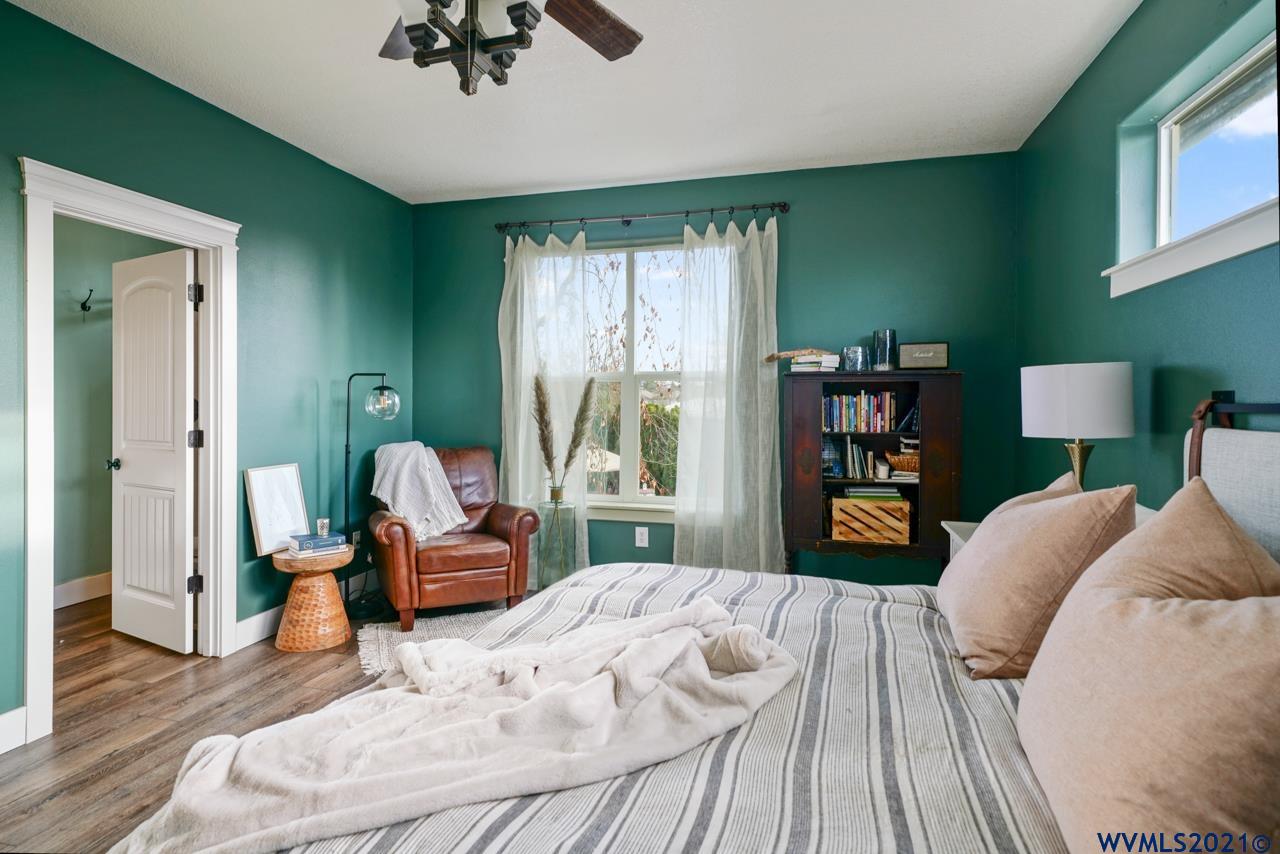 8044 Wheatland Road North Keizer, OR 97303 - Photo 26 of 40 Gallery Image 26