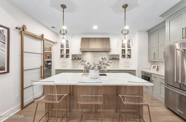 $749,900 | 113 Water Ridge Place, Jackson, TN 38305