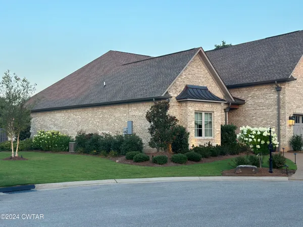 $729,900 | 113 Water Ridge Place, Jackson, TN 38305