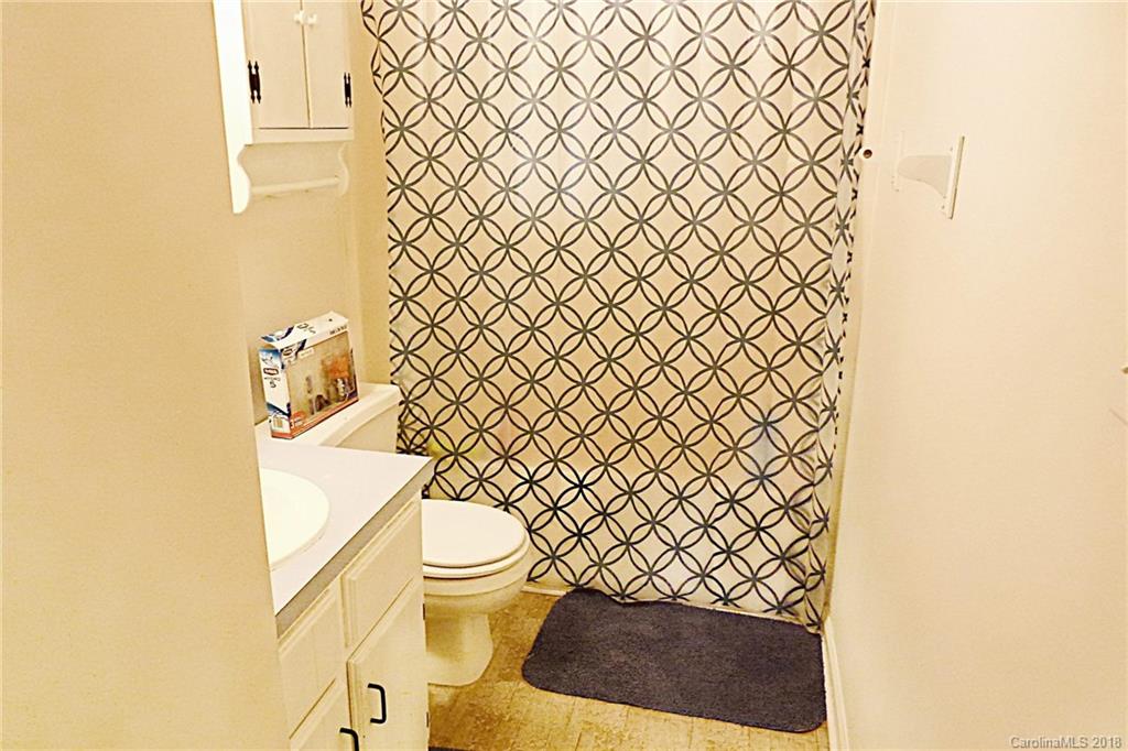102 Randolph Road, Unit 2 Dallas, NC 28034 - Photo 4 of 9 Gallery Image 4