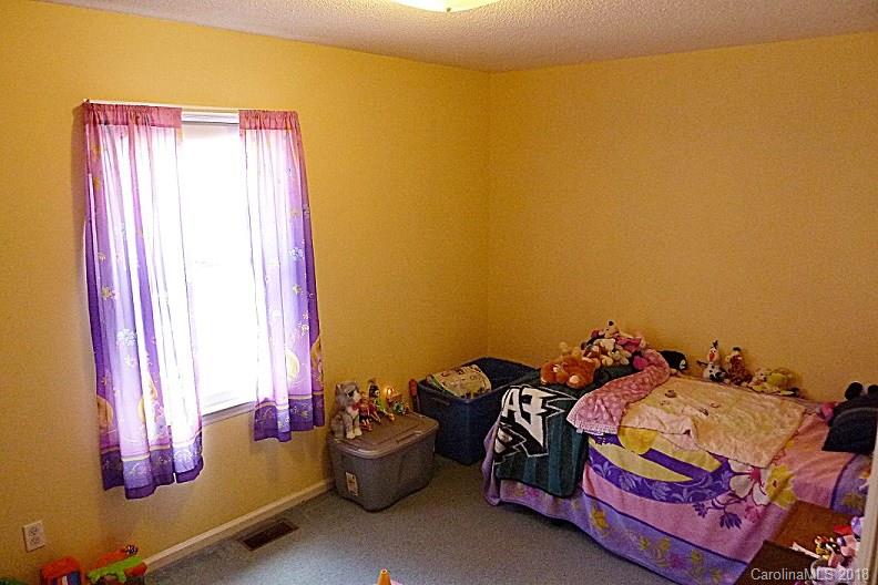 102 Randolph Road, Unit 2 Dallas, NC 28034 - Photo 5 of 9 Gallery Image 5