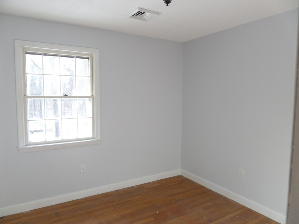 244 Barre Road Oakham, MA 01068 - Photo 12 of 29