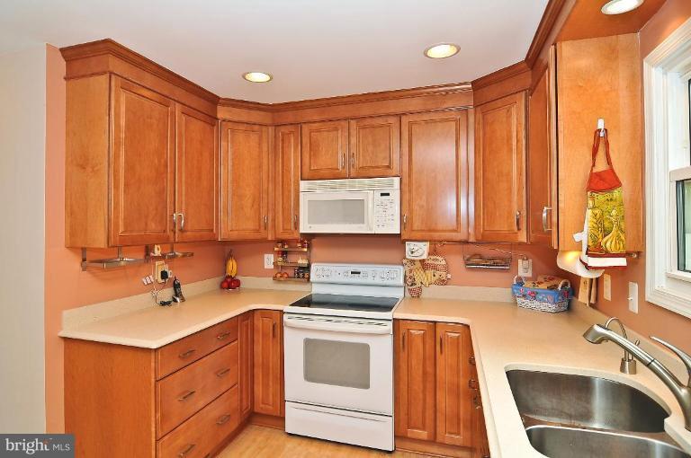 4073 Sharp Road Glenelg, MD 21737 - Photo 10 of 22 Kitchen #2