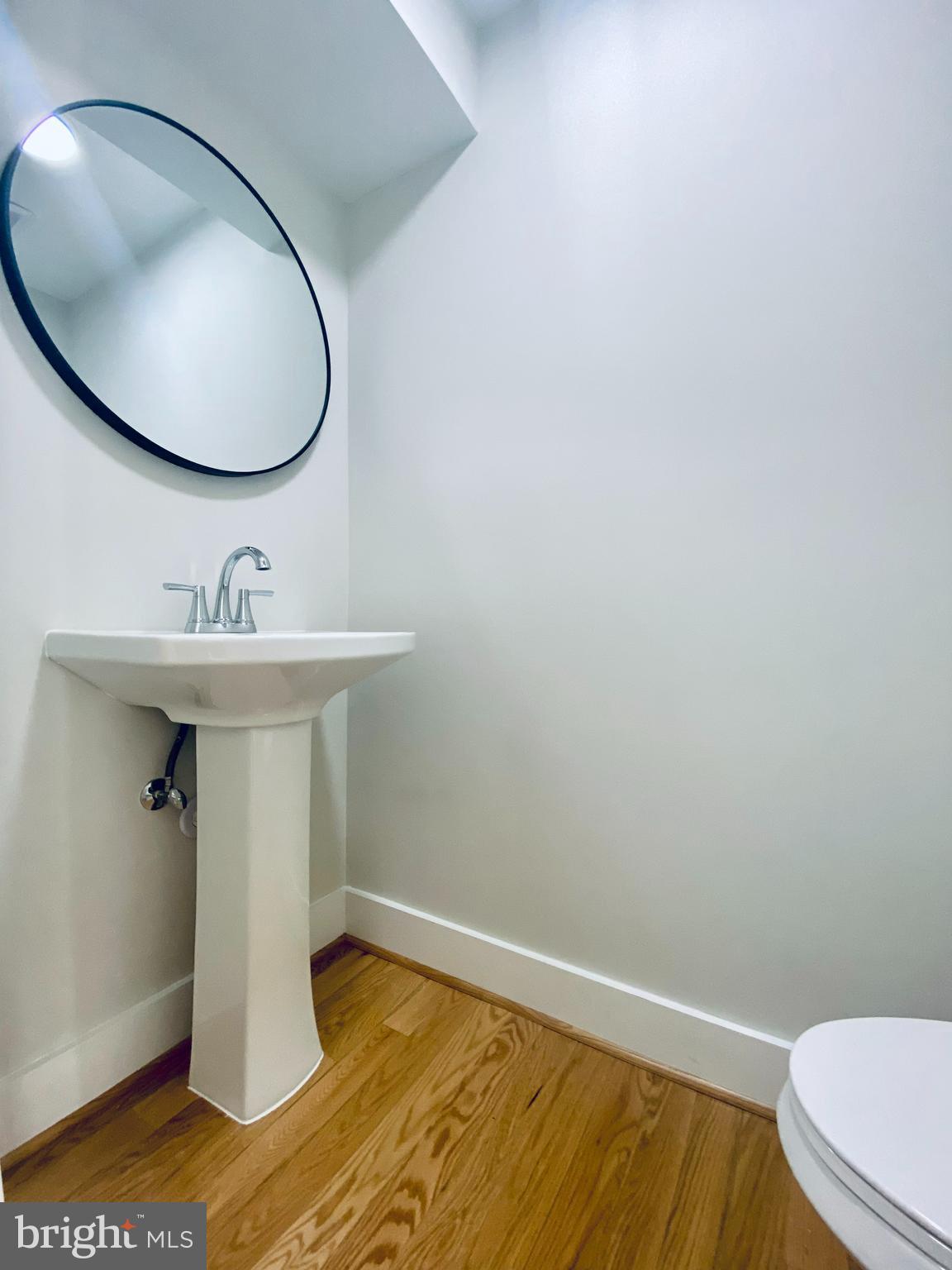 1423 Greenmont Court Reston, VA 20190 - Photo 14 of 31