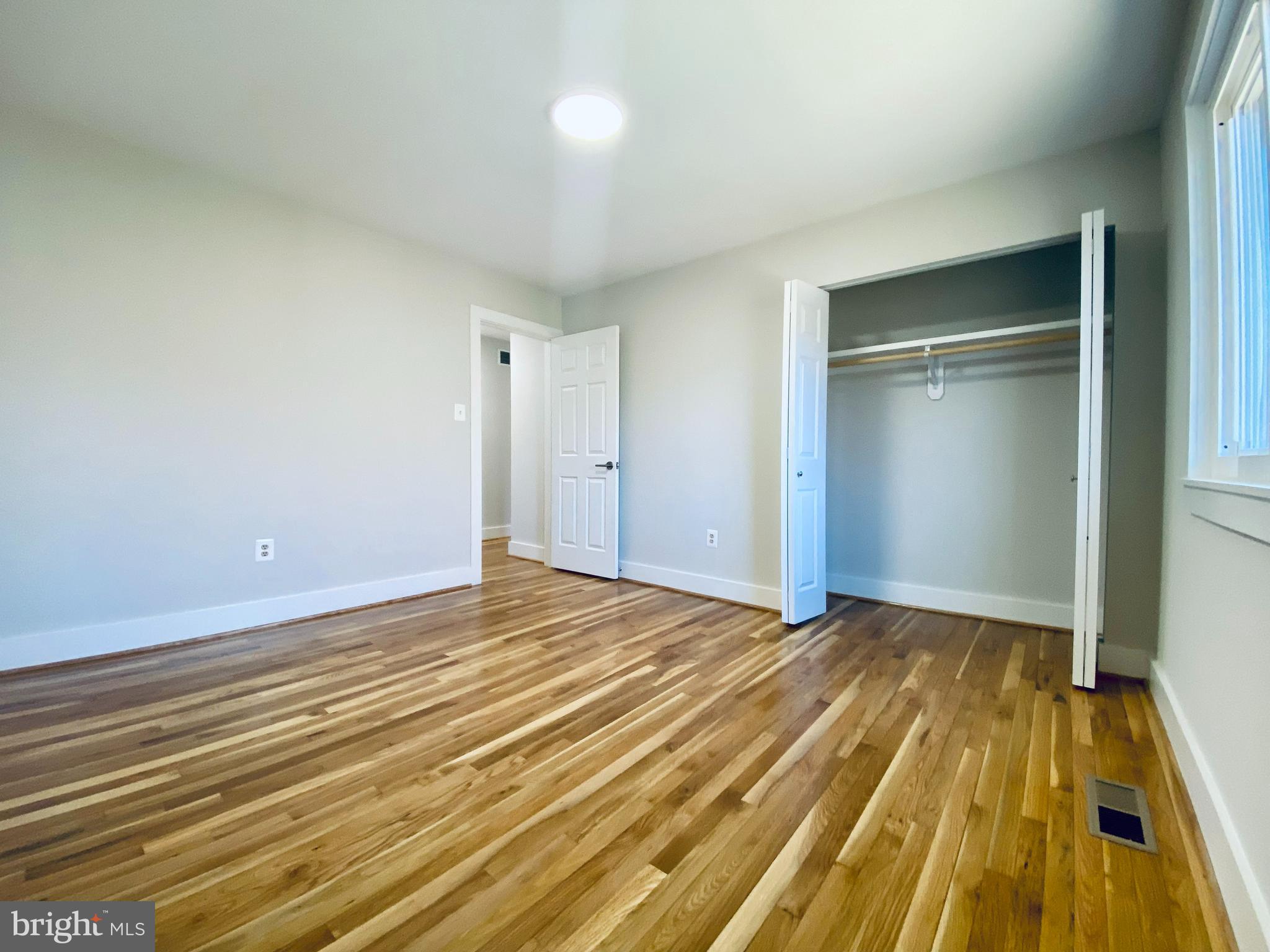 1423 Greenmont Court Reston, VA 20190 - Photo 19 of 31
