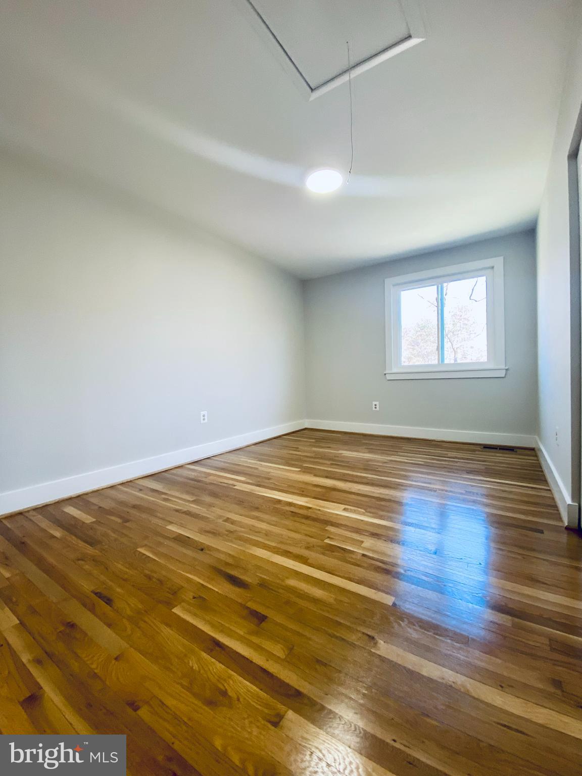 1423 Greenmont Court Reston, VA 20190 - Photo 20 of 31