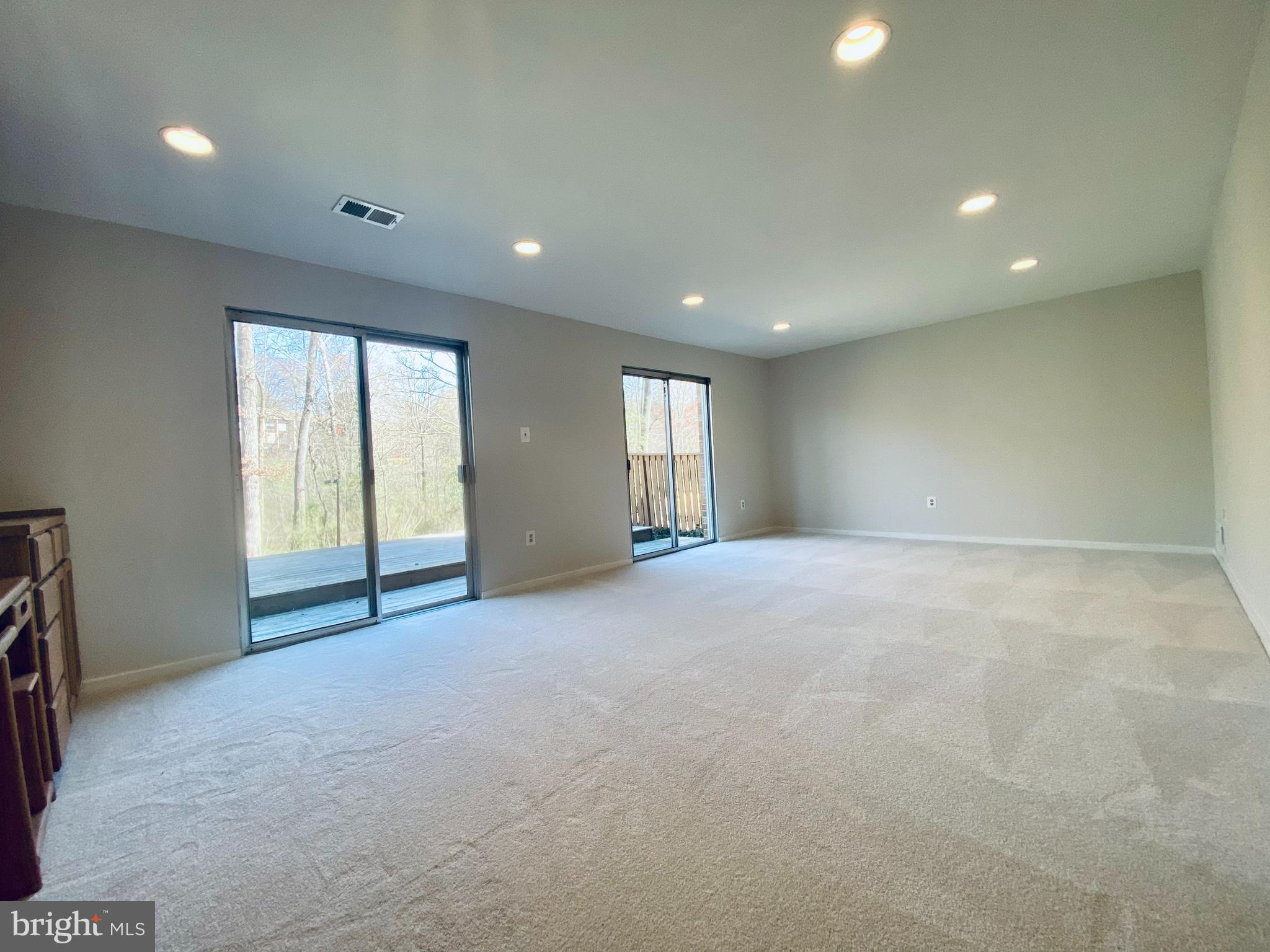 1423 Greenmont Court Reston, VA 20190 - Photo 23 of 31