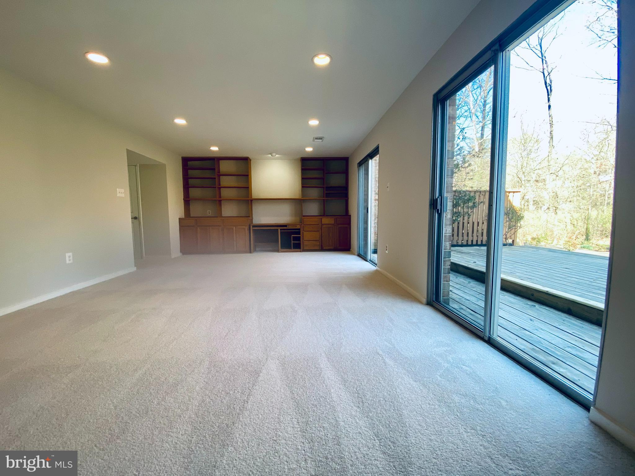 1423 Greenmont Court Reston, VA 20190 - Photo 24 of 31