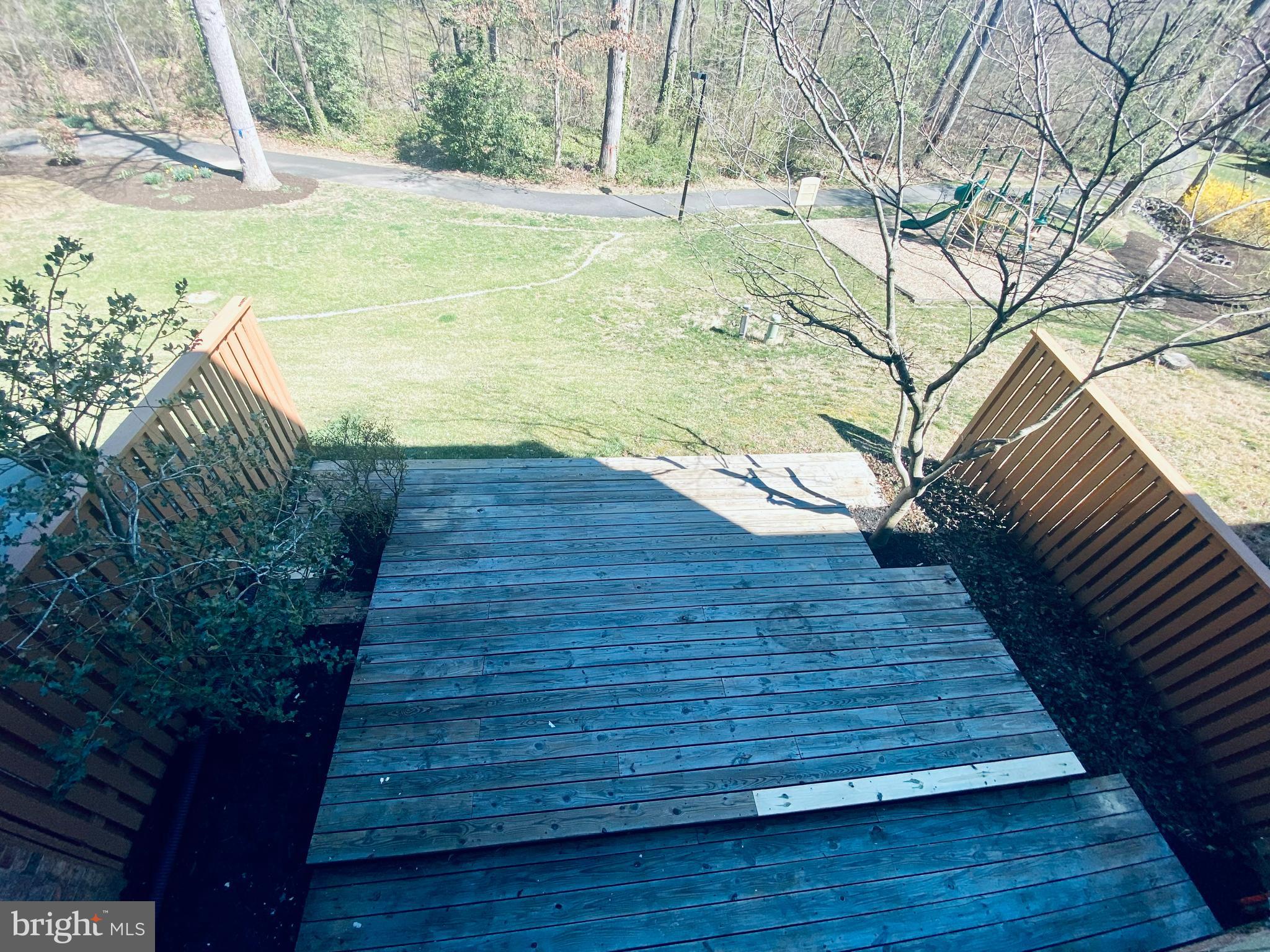 1423 Greenmont Court Reston, VA 20190 - Photo 26 of 31