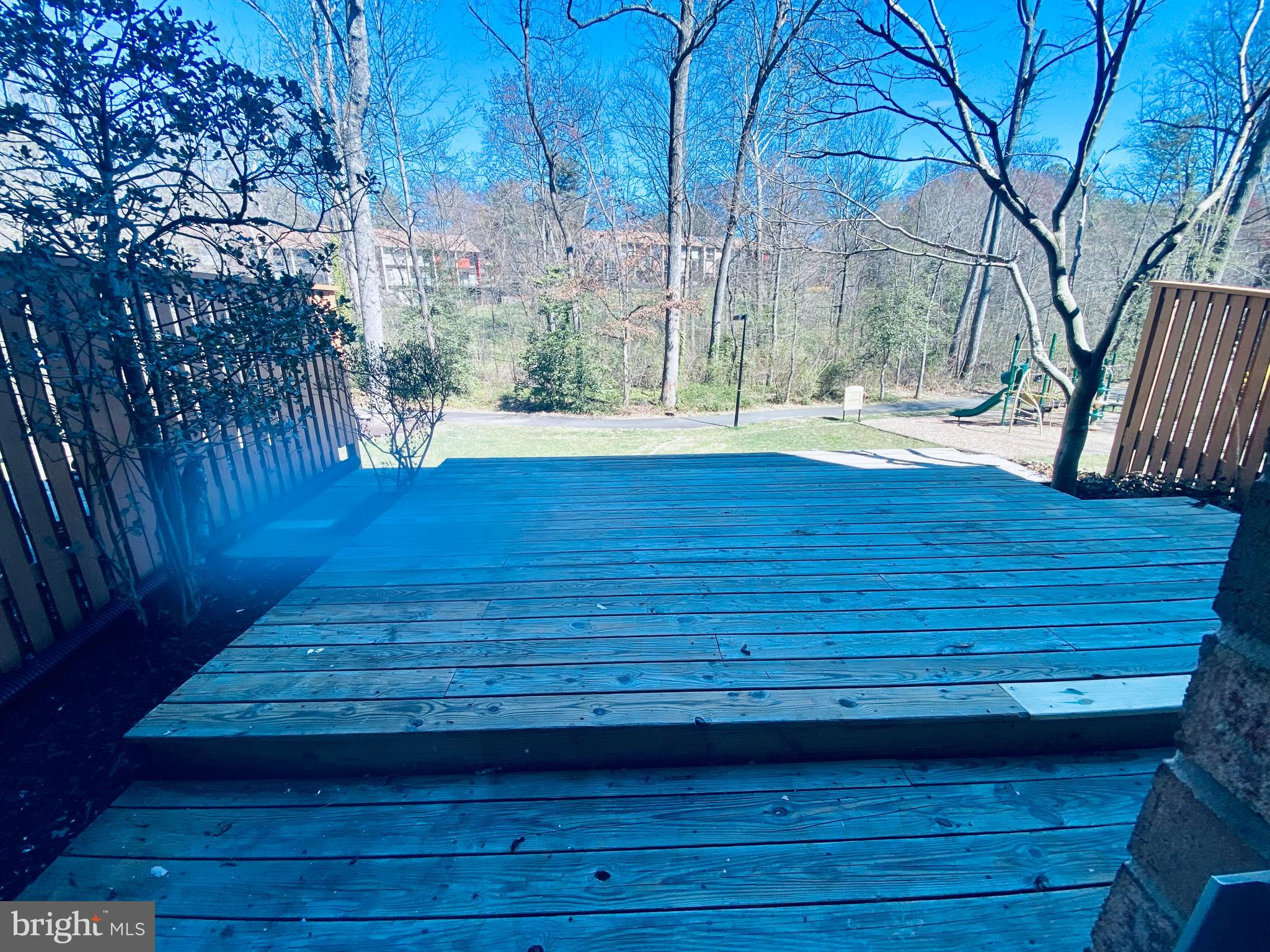 1423 Greenmont Court Reston, VA 20190 - Photo 27 of 31